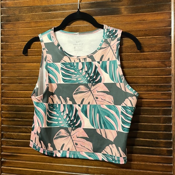 Nike Dri-Fit Pink Palm Tree Cropped Workout Tank - Picture 3 of 7